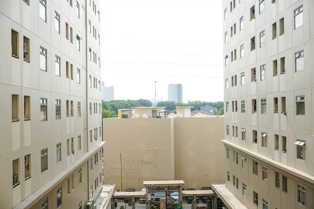 Джакарта: Convenient and Compact 2BR Gading Nias Apartment