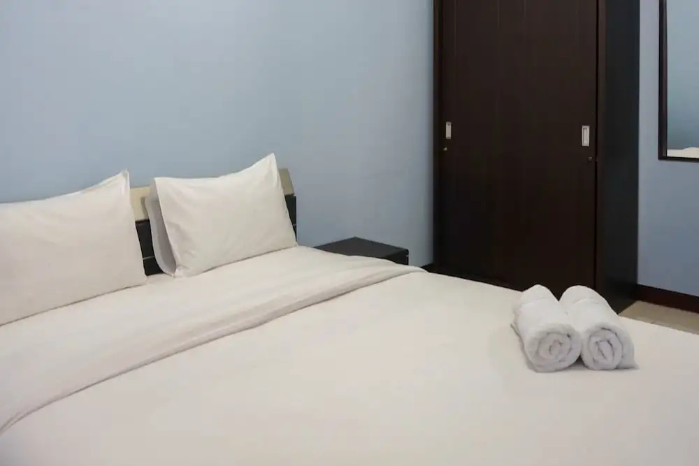 Джакарта: 2br for 3 Pax Mediterania Marina Ancol Apartment