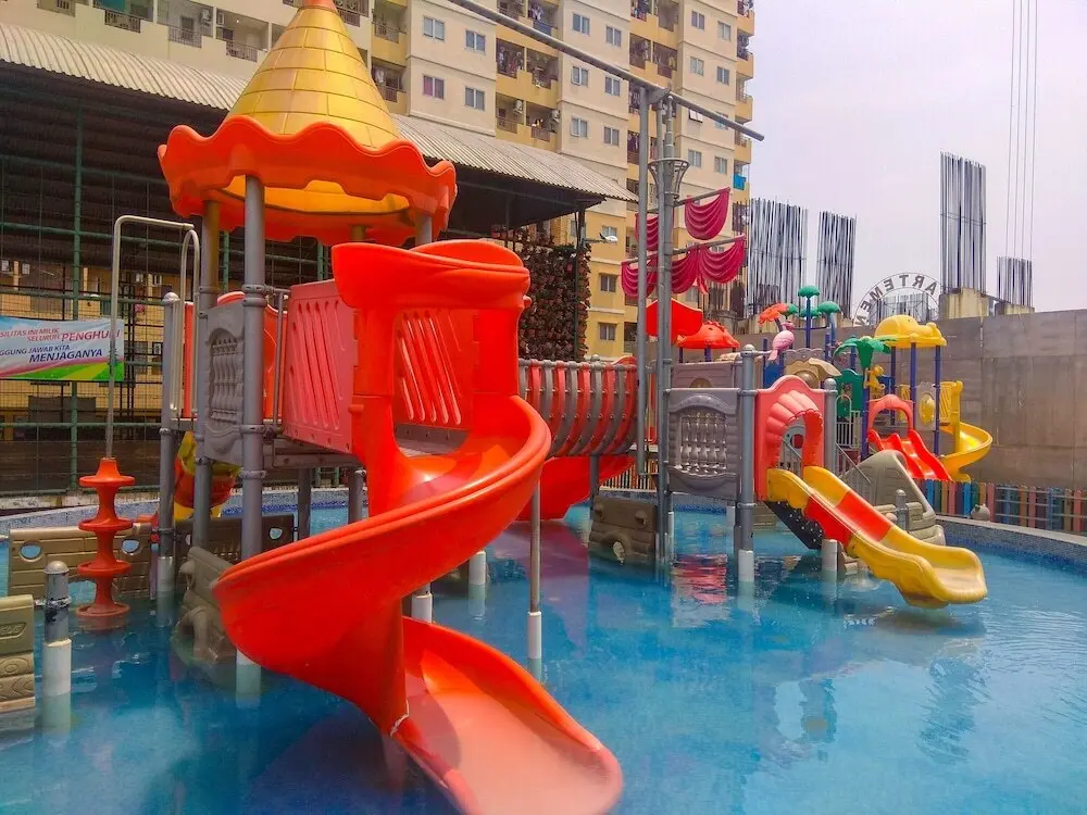 Джакарта: Comfy 1BR Teluk Intan Apartment