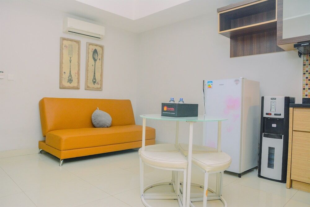 Джакарта: 1BR at The Mansion Kemayoran Apartment with Sea View