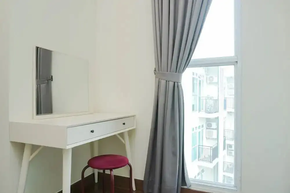 Джакарта: Minimalist and Relaxing 1BR Apartment at Puri Orchard