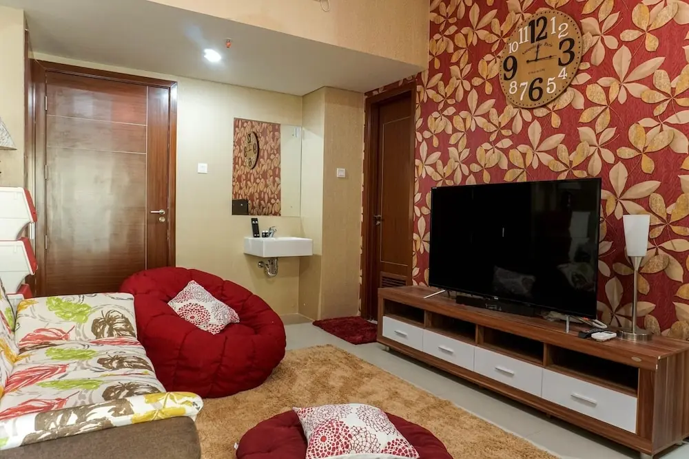 Джакарта: Homey And Luxurious 3Br Vittoria Apartment
