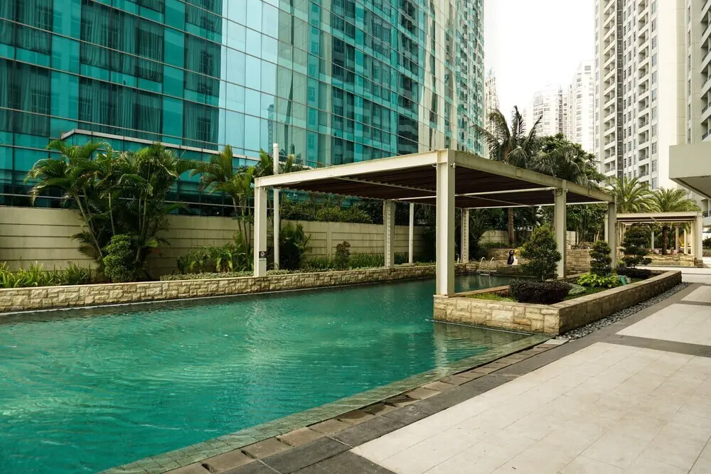 Джакарта: Modern 1BR Good City View Central Park Apartment By Travelio