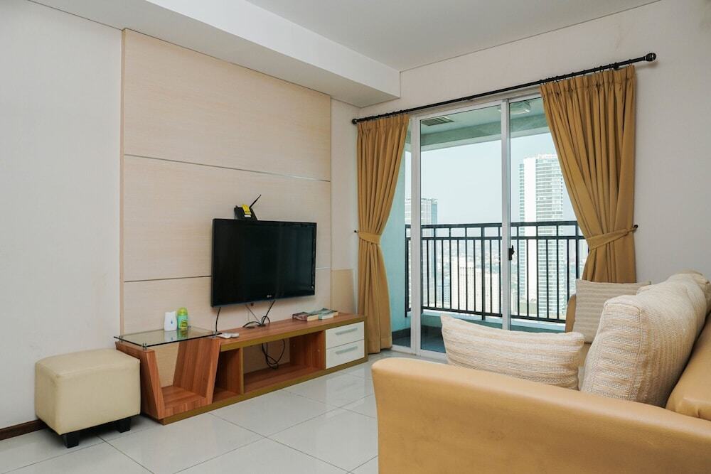 Джакарта: Elegant 2br Apartment at Thamrin Executive Residence