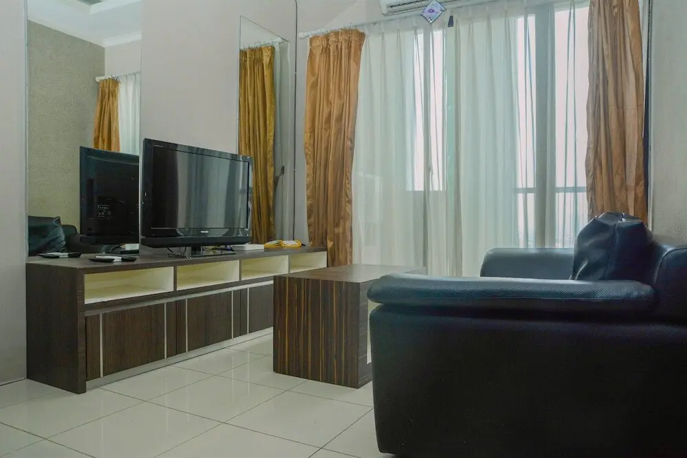 Джакарта: Good Deal for 1br Cervino Village Apartment