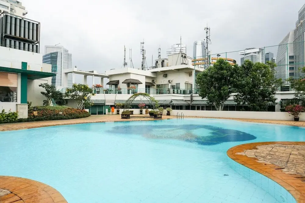 Джакарта: City View 3BR at Ambassador 1 Apartment By Travelio