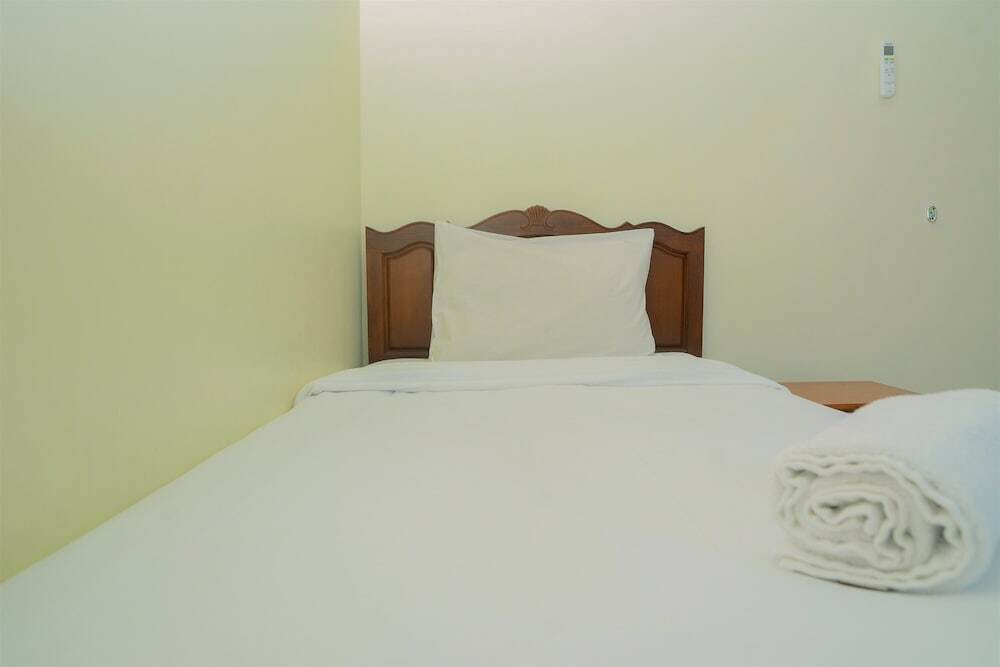 Джакарта: City View 3BR at Ambassador 1 Apartment By Travelio