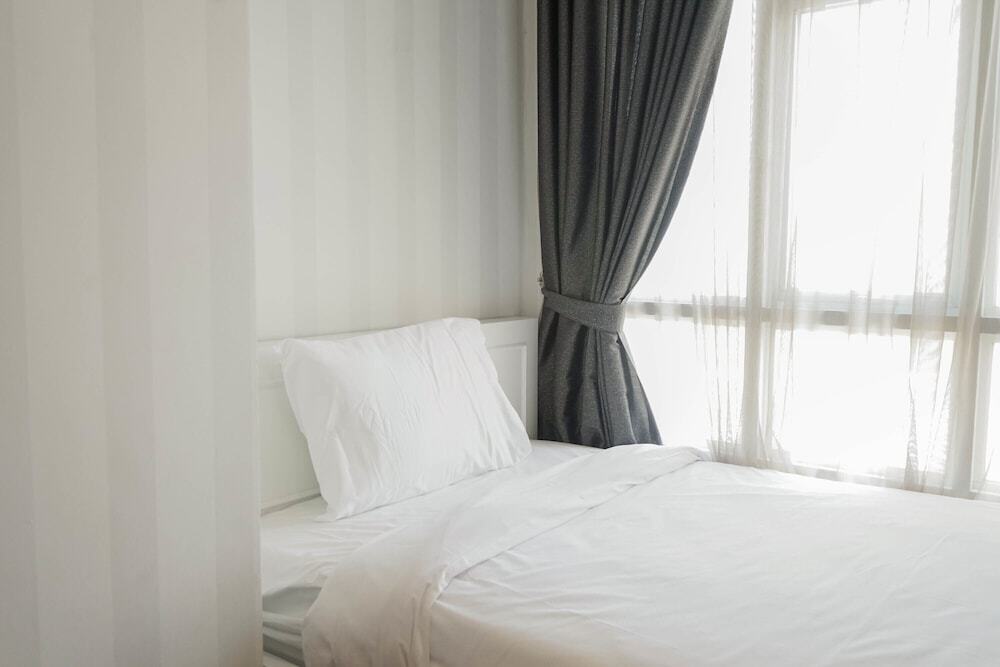 Джакарта: Luxurious And Comfy 2br Lucky Tower Apartment