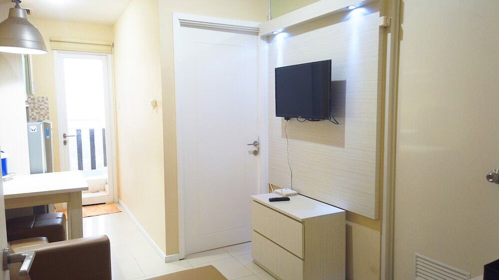 Trendy & Comfy Apartment 1BR Parahyangan Residence near UNPAR — фото 1