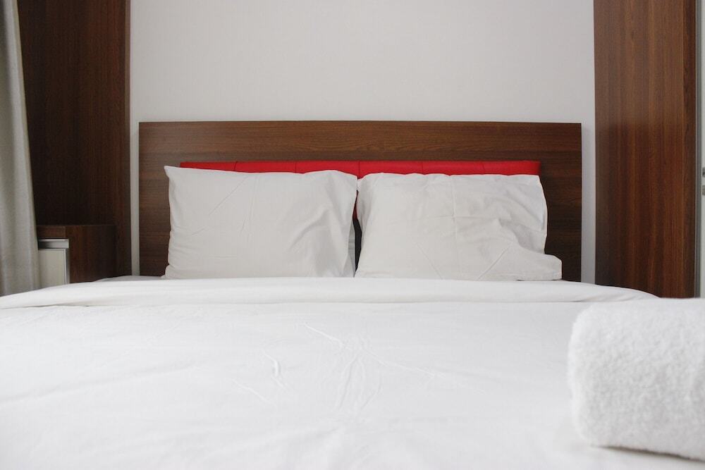 Бандунг: Comfortable 1BR Apartment at Parahyangan Residence near Unpar