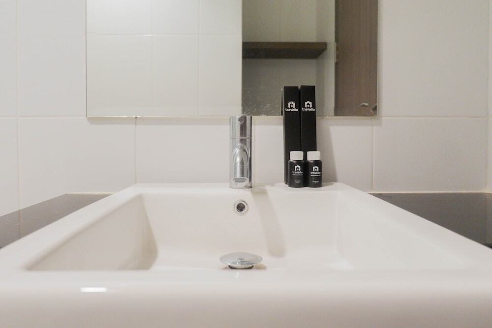Сурабая: Cozy 1BR Apartment at Praxis