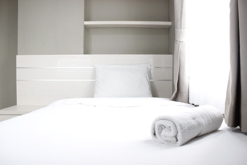 Бандунг: Cozy 2BR Apartment at Tamansari Tera Residence