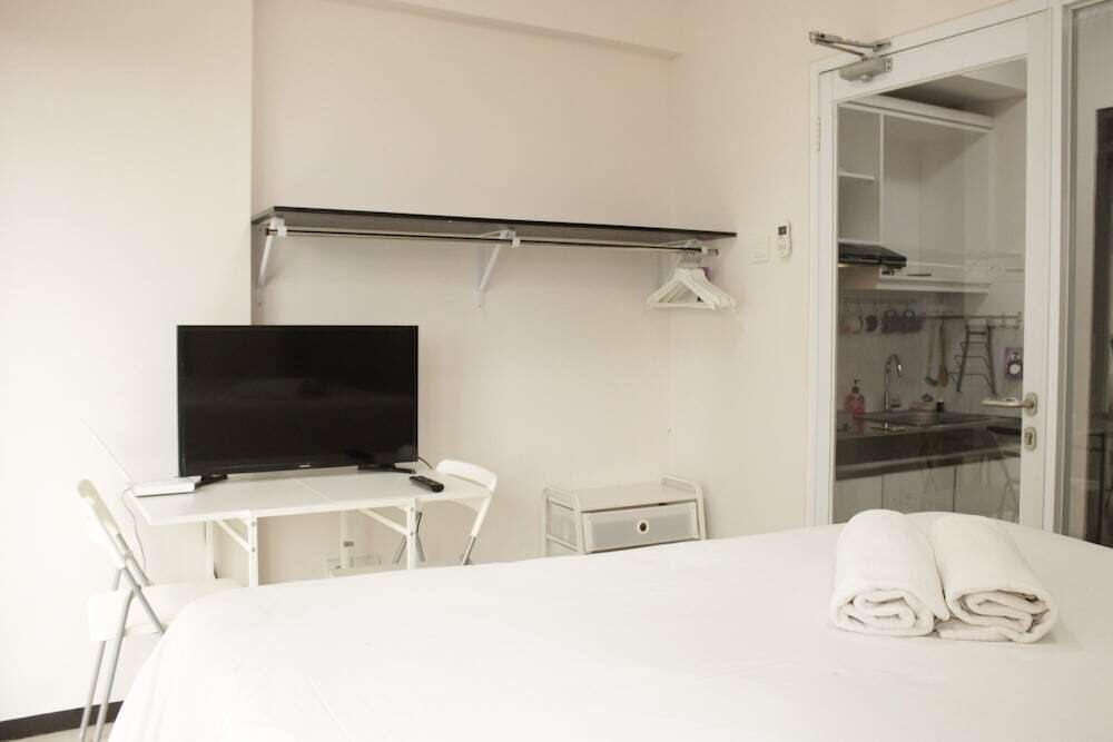 Simply 1BR Gateway Pasteur Apartment — фото 1