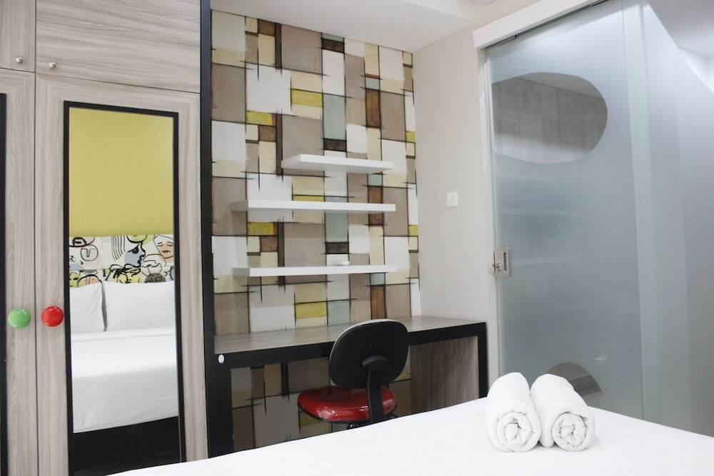 Бандунг: Trendy 1BR near ITB @ Dago Suites Apartment