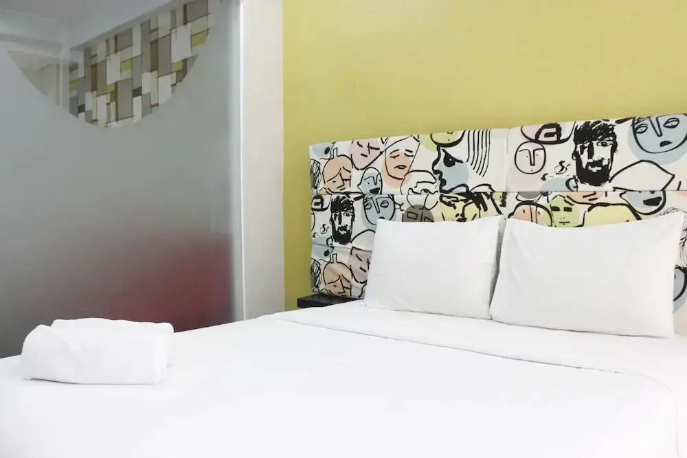 Trendy 1BR near ITB @ Dago Suites Apartment — фото 1