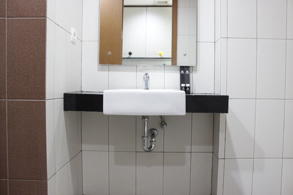 Бандунг: Trendy 1BR near ITB @ Dago Suites Apartment