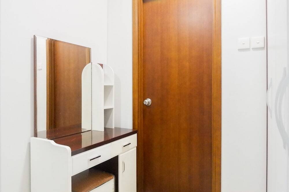 Сурабая: Marvelous 3br at Waterplace Apartement