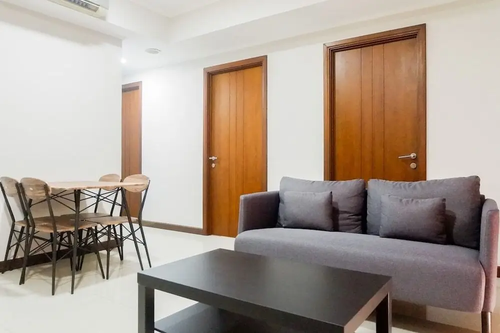 Сурабая: Marvelous 3br at Waterplace Apartement