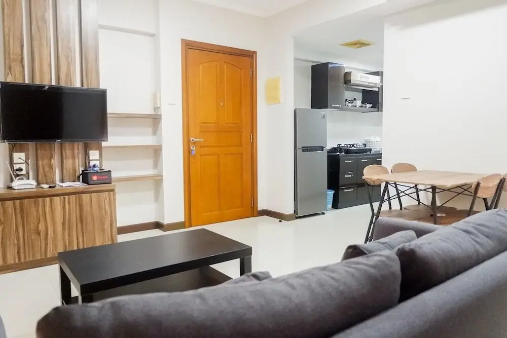 Сурабая: Marvelous 3br at Waterplace Apartement