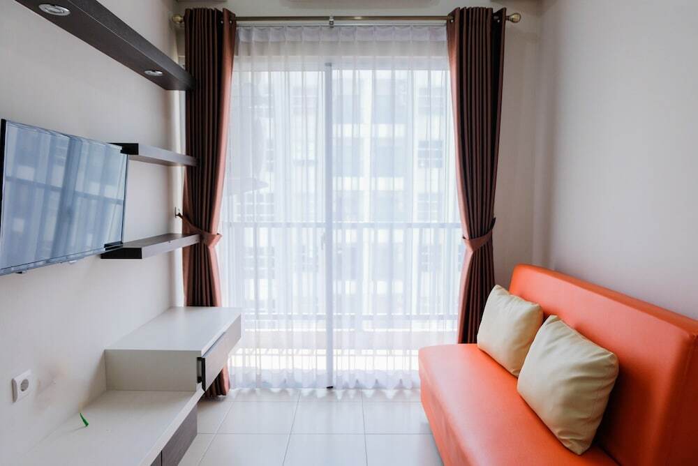 Legok: 1BR Cozy Stay at Saveria Apartment
