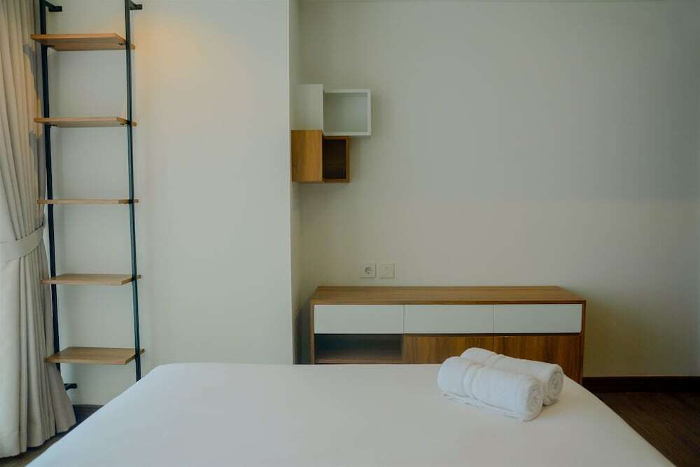 Legok: Luxurious And Pleasant 2br Branz Bsd City Apartment