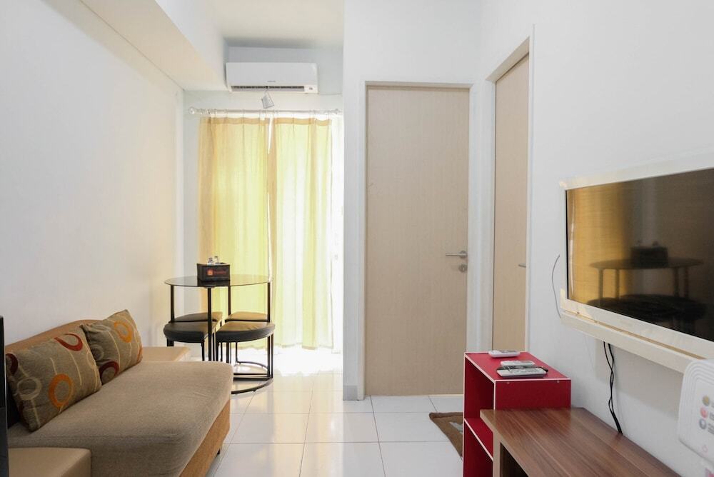 Тангеранг: Simple and Comfy 2BR Apartment at Ayodhya Residence By Travelio