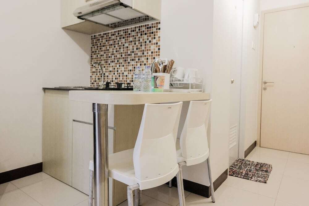 Тангеранг: Luxurious and Convenient 2BR 19 Avenue Apartment