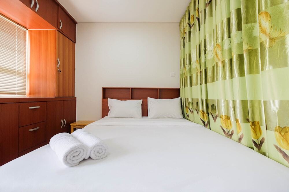 Депок: Minimalist and Comfy 1BR Atlanta Depok Apartment