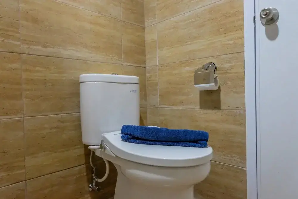 Южный Тангеранг: Best Price 2BR Apartment at Breeze Bintaro Plaza Residences