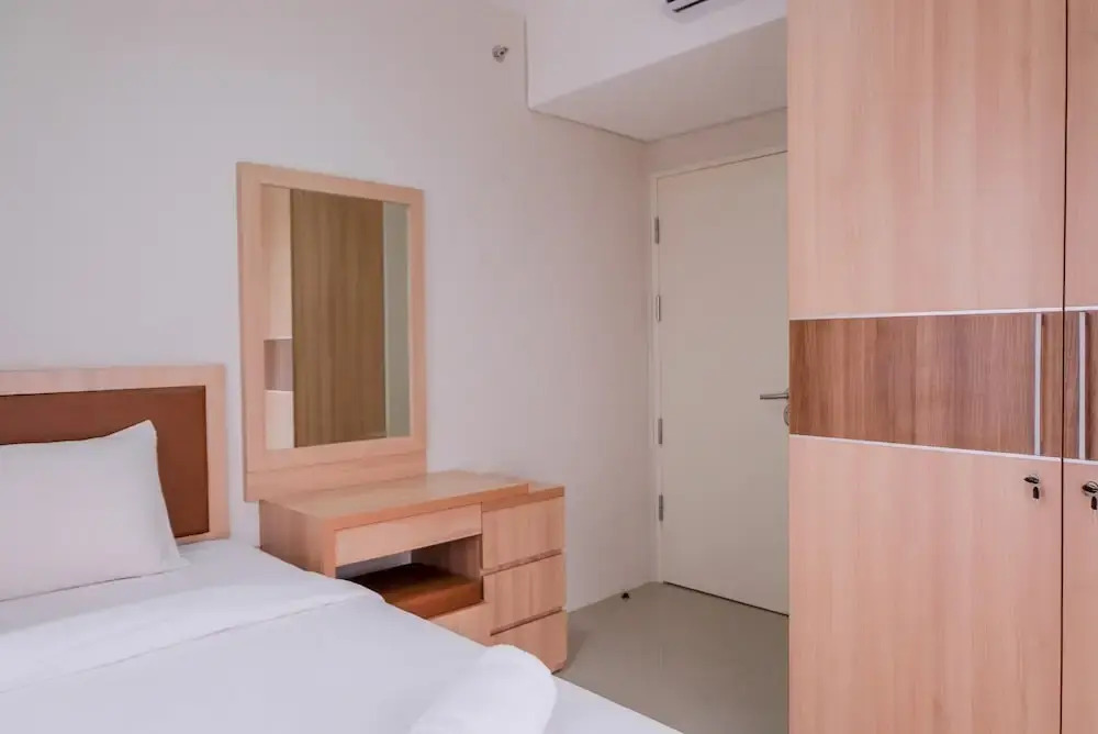 Южный Тангеранг: Best Price 2BR Apartment at Breeze Bintaro Plaza Residences