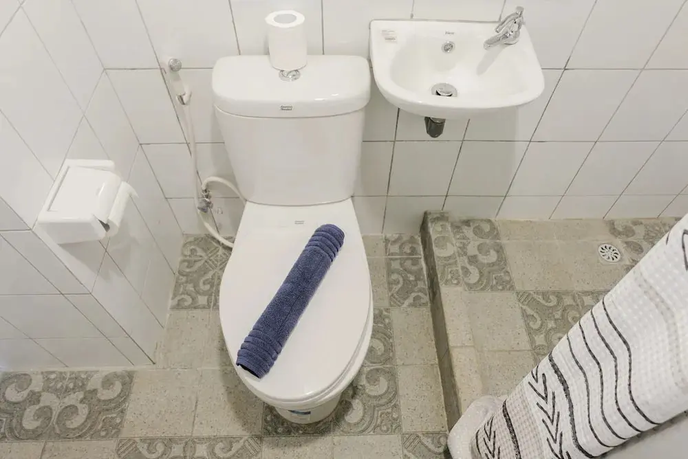Южный Тангеранг: 2BR Apartment at Emerald Bintaro near British International School