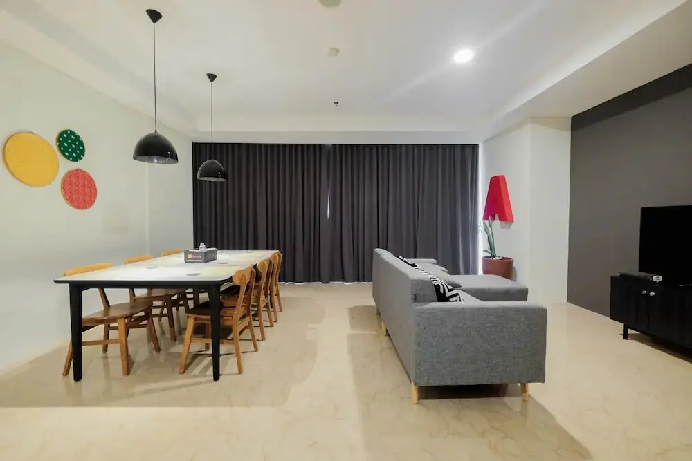 Джакарта: 3BR Pancoran L'Avenue Comfy Apartment