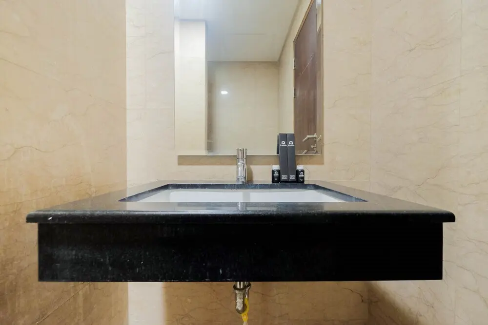 Джакарта: 3BR Pancoran L'Avenue Comfy Apartment