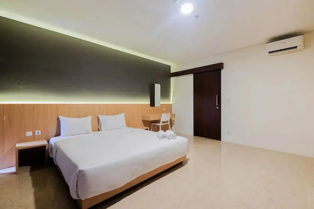 1BR Pancoran L'Avenue Comfy Apartment — фото 1