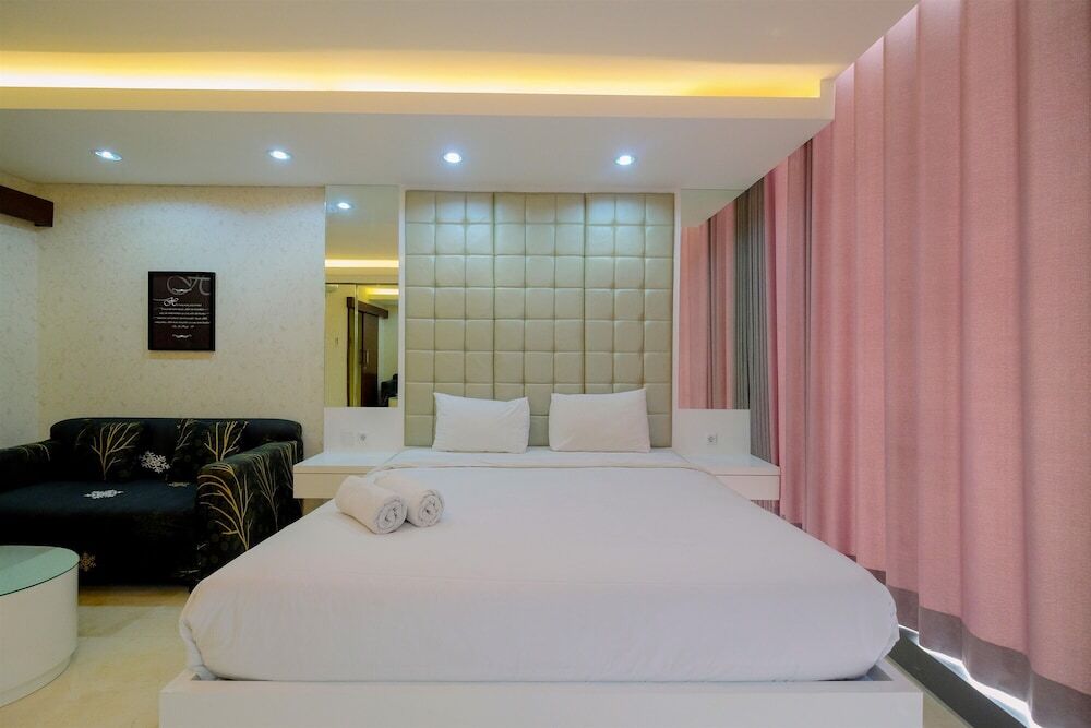 Джакарта: Minimalist And Spacious 1br Apartment at L'Avenue