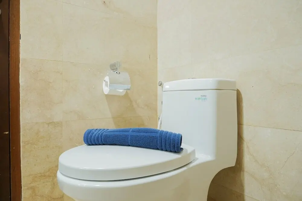Джакарта: Big And Cozy 4br at L'Avenue Apartment