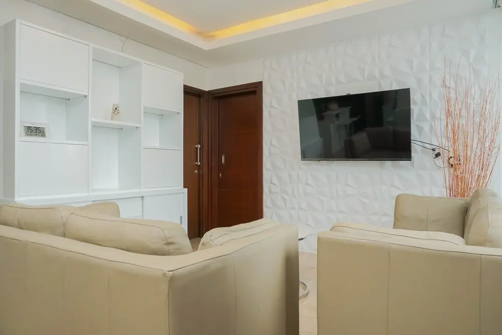 Джакарта: Big And Cozy 4br at L'Avenue Apartment