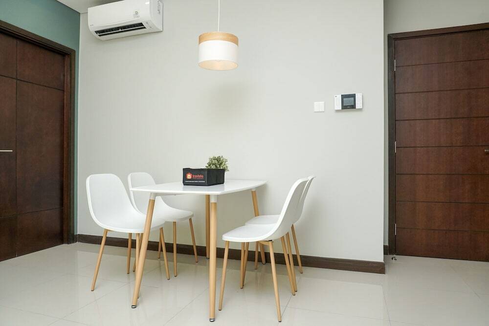 Джакарта: Cozy 4 Pax 2BR Apartment at Gallery West Residence