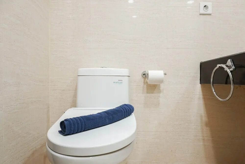 Джакарта: 1BR Apartment with Study Room at Gallery West Residence