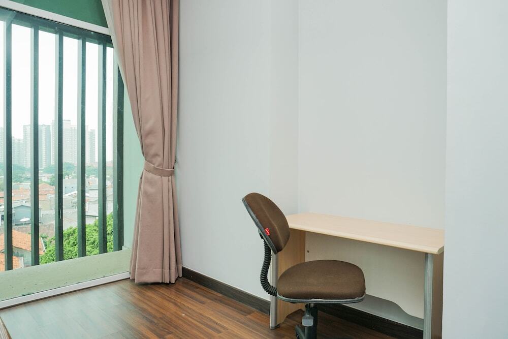 Джакарта: 3br Loft Apartment @ Satu8 Residence Near Puri