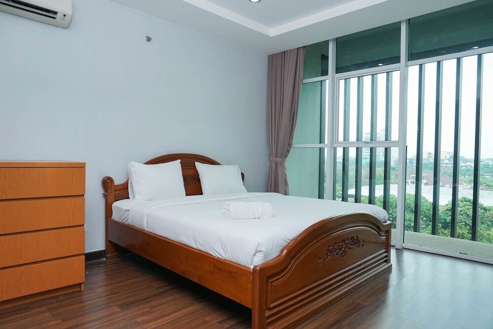 Джакарта: 3br Loft Apartment @ Satu8 Residence Near Puri