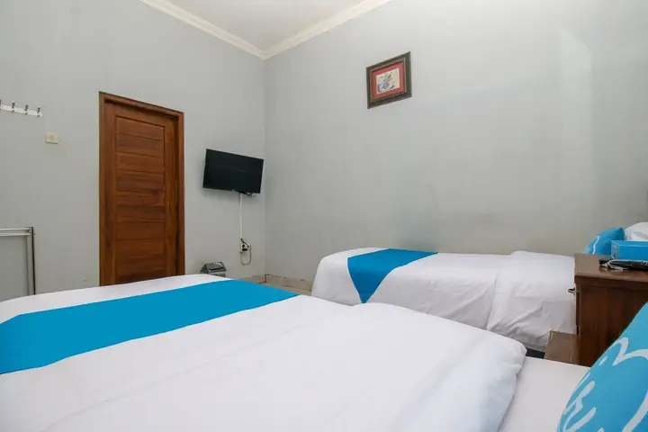 Суракарта: Airy Stasiun Balapan Monginsidi 106 Solo