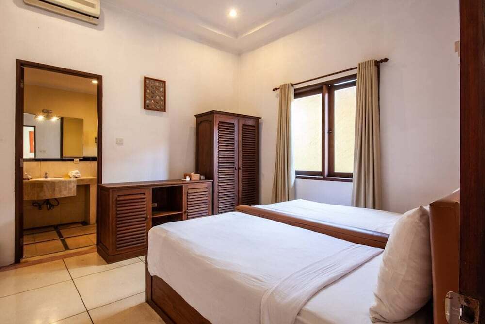 Кута: PB - 5BR - V1 & V2 5BR Private Pool Villa, Walk to Seminyak Beach