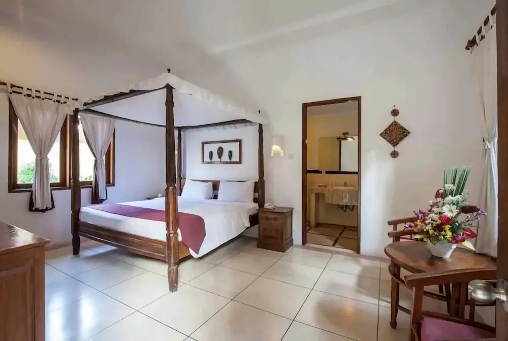 Кута: PB - Villa 1 - 3BR · 3-BR Private Pool Villa Walk to Seminyak Beach