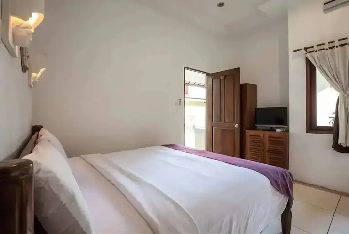Кута: PB - Villa 3 - 3BR · 3-BR Private Pool Villa Walk to Seminyak Beach