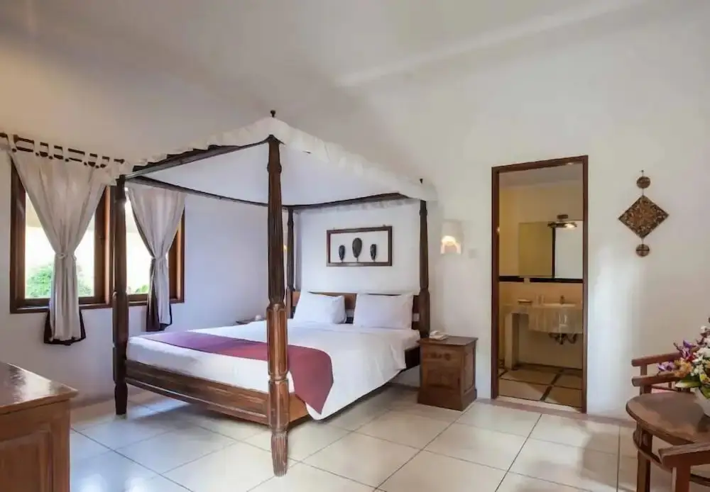 Кута: PB - Villa 3 - 3BR · 3-BR Private Pool Villa Walk to Seminyak Beach