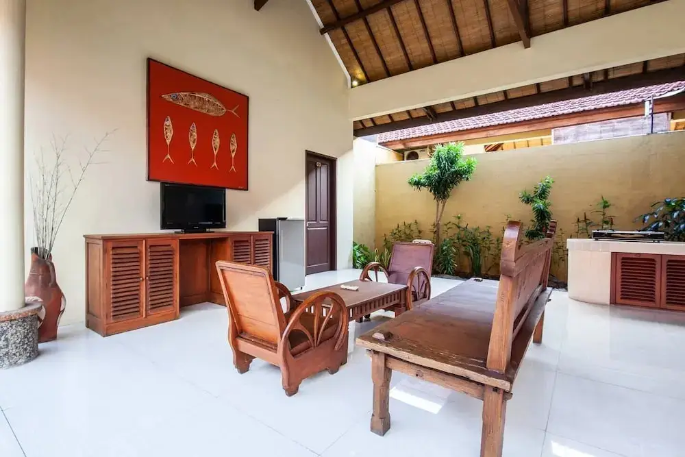 Кута: PB - Villa 3 - 3BR · 3-BR Private Pool Villa Walk to Seminyak Beach