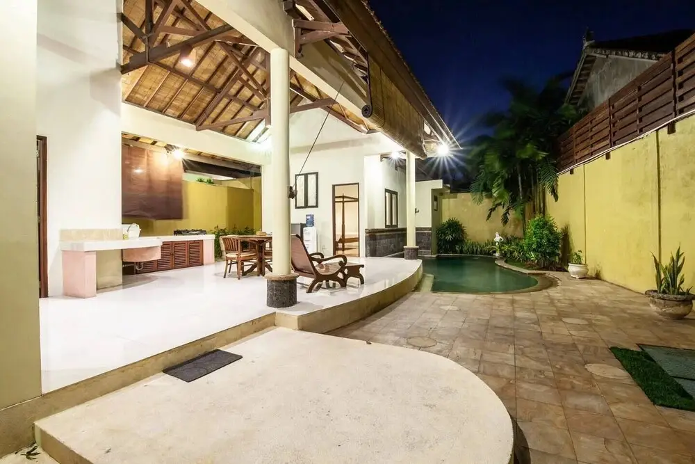 Кута: PB - Villa 2 - 2BR · 2-BR Private Pool Villa Walk to Seminyak Beach