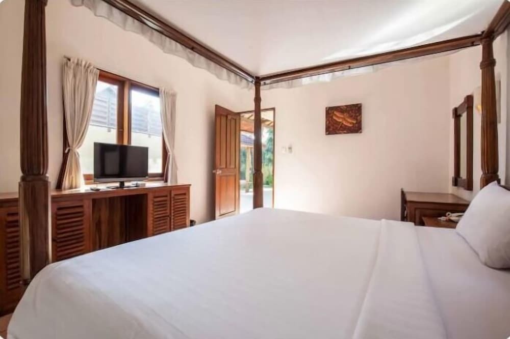 Кута: PB - Villa 4 - 2BR · 2-BR Private Pool Villa Walk to Seminyak Beach