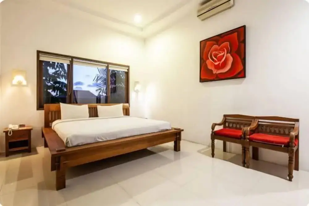 Кута: PB - 10BR · 10-BR Private Pool Villa Walk to Seminyak Beach